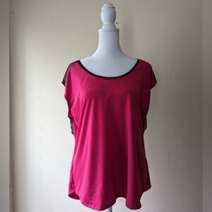 Fabletics Vanessa Top Short Sleeve Cosmo/Black Large